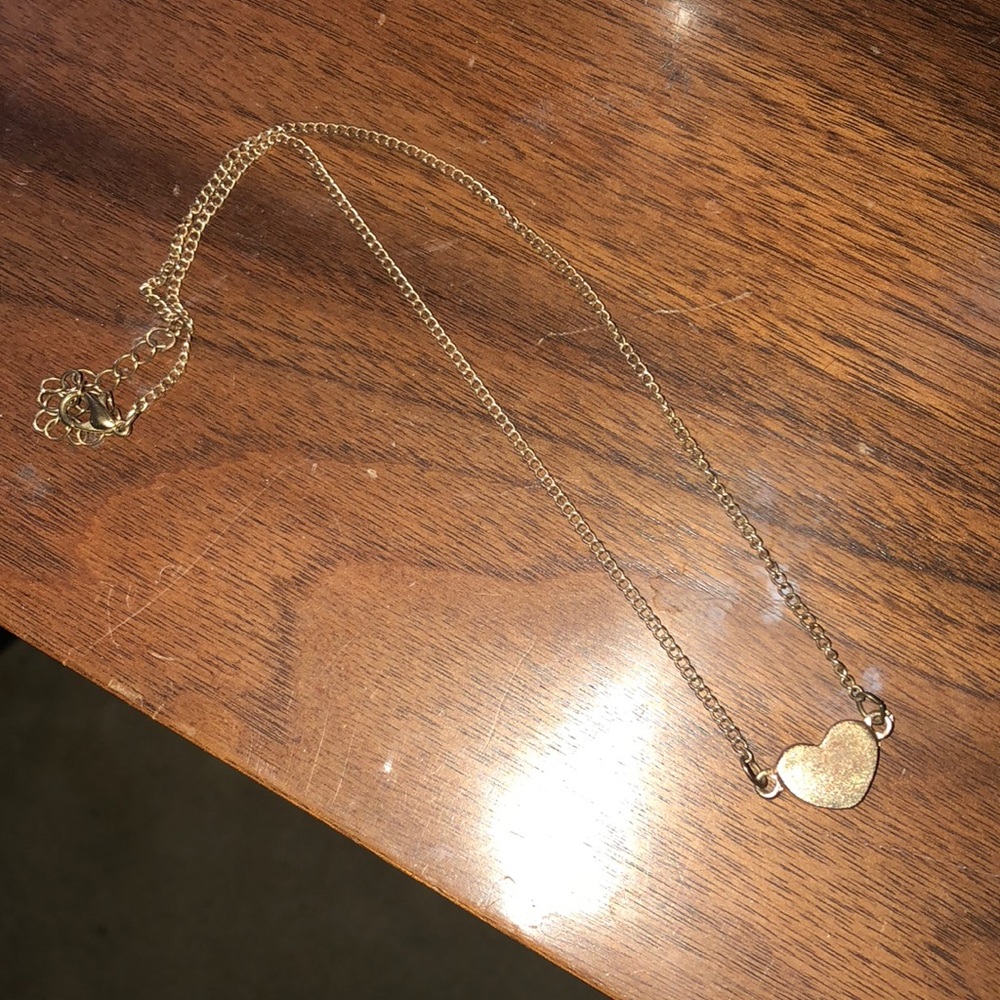 new! gold heart necklace